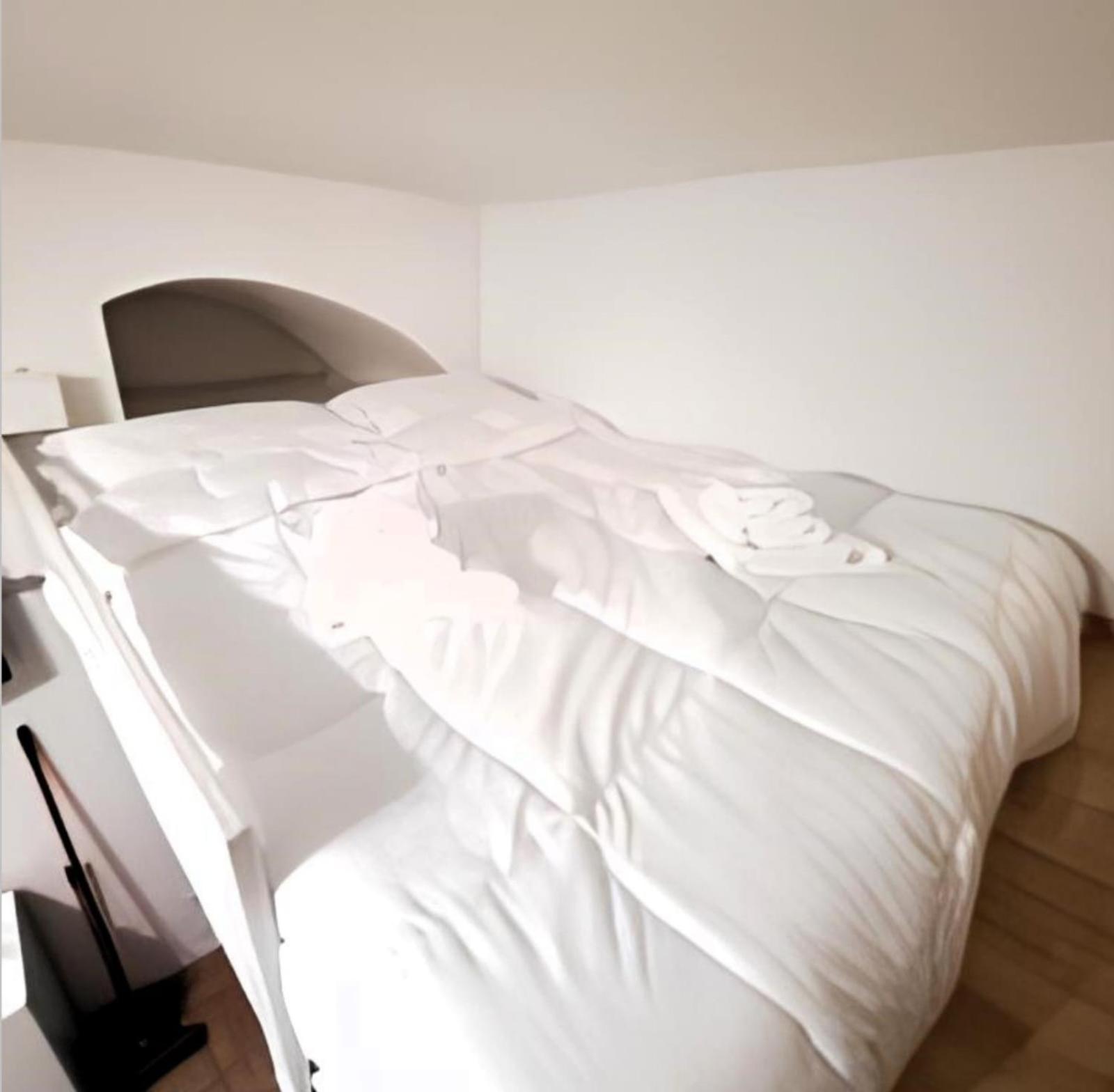 Robysuiterooms Apartment